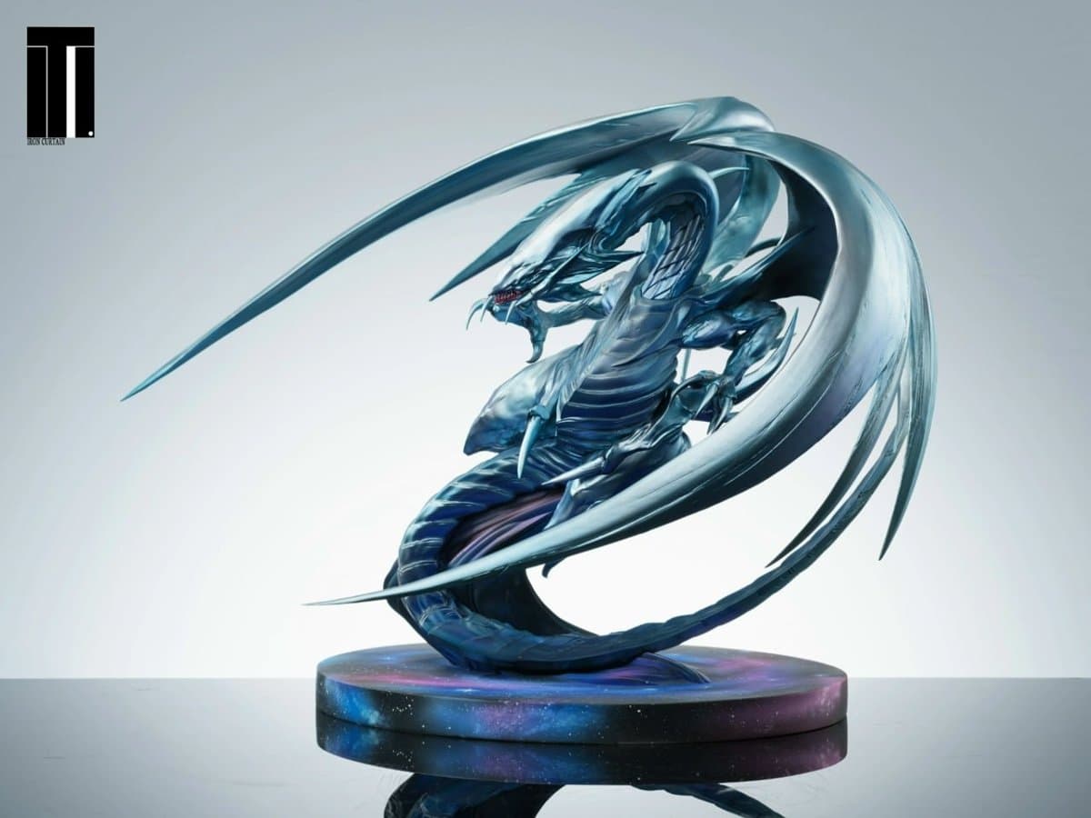 Yu-Gi-Oh! Blue-Eyes White Dragon Iron Curtain Studio 4