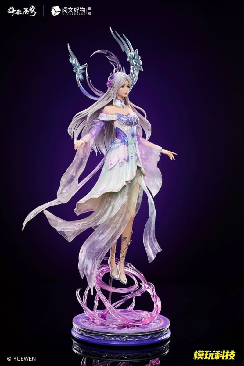 Battle Through the Heavens Xiao Xun'er Statue 4