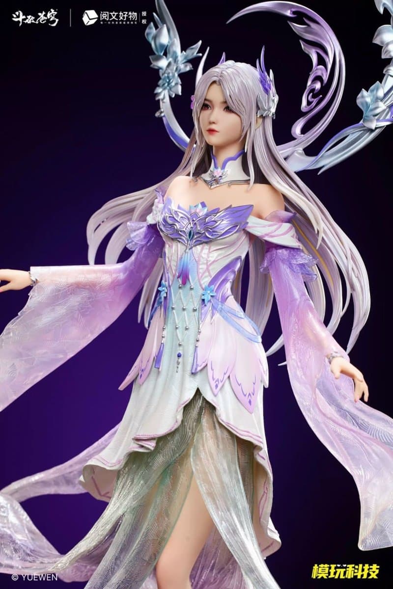 Battle Through the Heavens Xiao Xun'er Statue 5