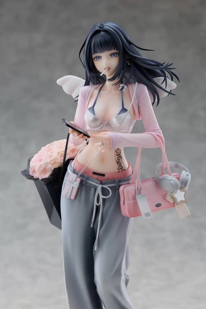 Original - Soft Summer Mia 4