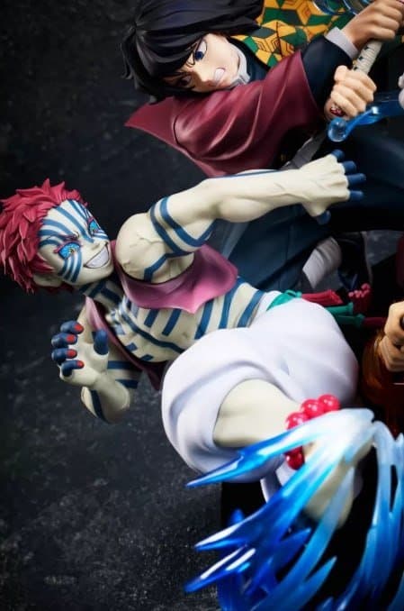 Demon Slayer: Kimetsu no Yaiba - Tanjiro Kamado & Giyu Tomioka & Akaza Figure 4