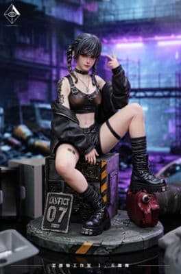 Sacred Relic Studio - Raven 1/4 Scale Statue миниатюра 1