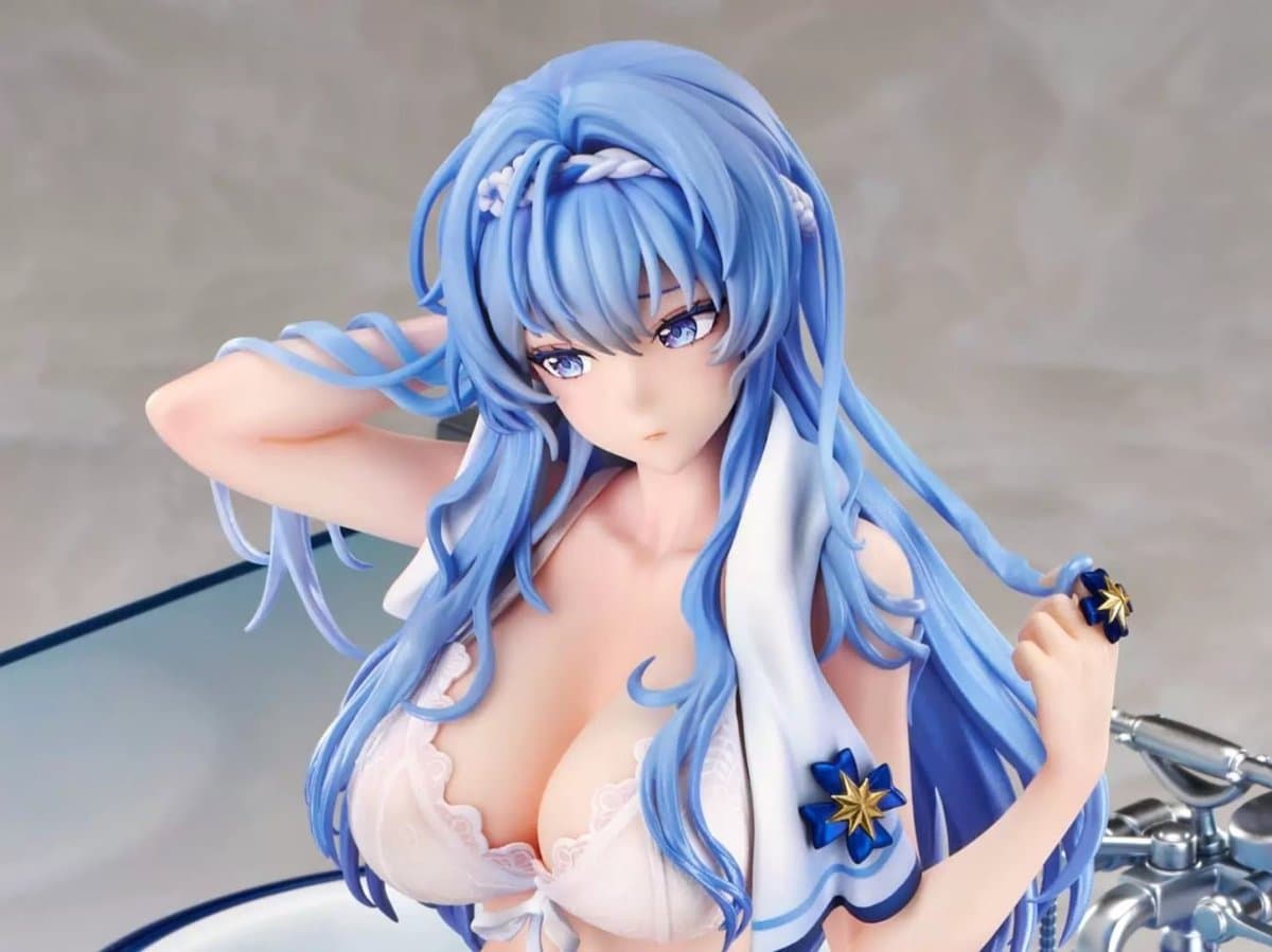 Helm - Post-Shower Moment - Good Smile Company 3