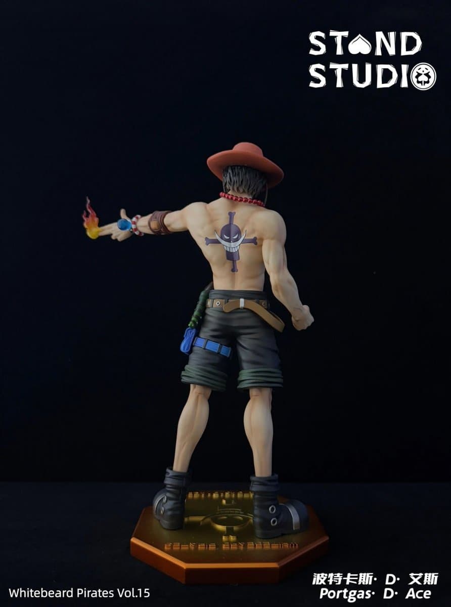 One Piece Portgas D. Ace Stand Studio 1